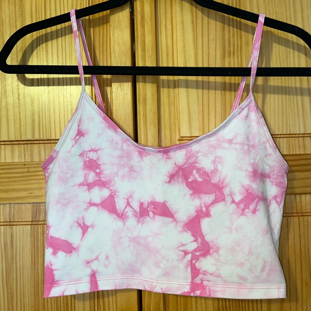 Forever 21 pink tie dye crop top